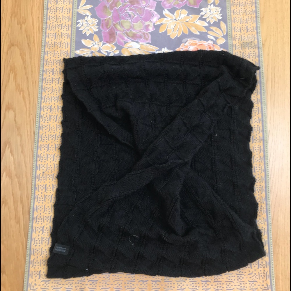 Black knit infinity scarf
